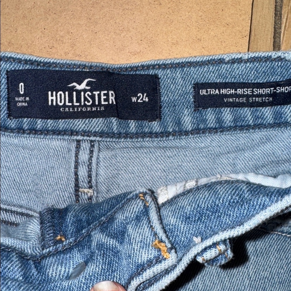 Levi's Hollister Women’s Jean Shorts Distressed High Rise Daisy Dukes 0/24 - Picture 7 of 10